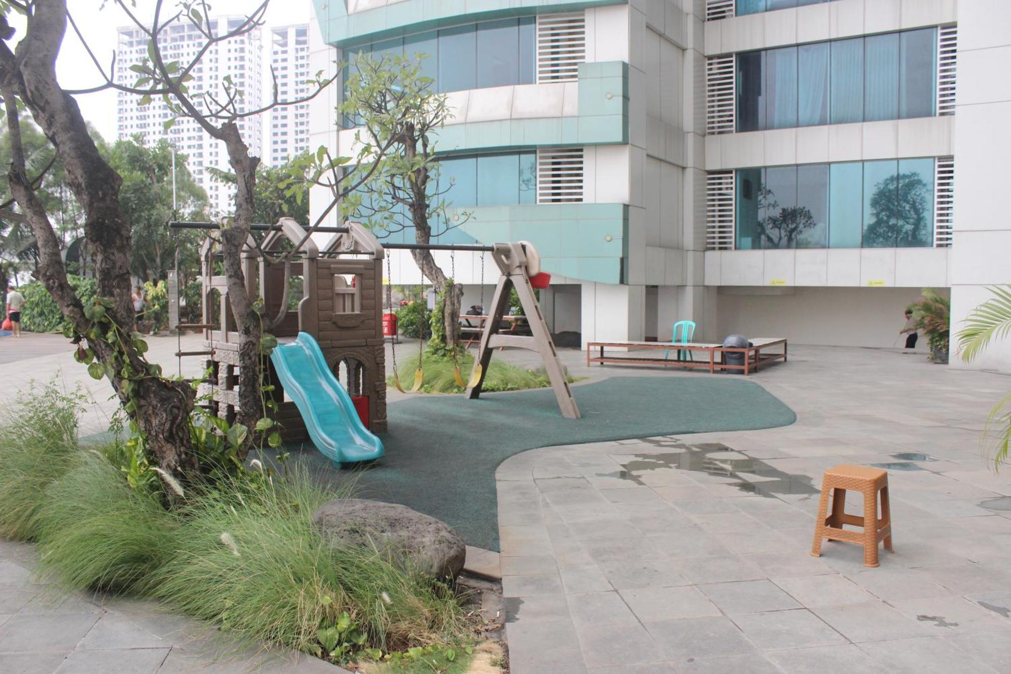 Cozy Grand Kamala Lagoon By Pelita Property Bekasi Exterior foto